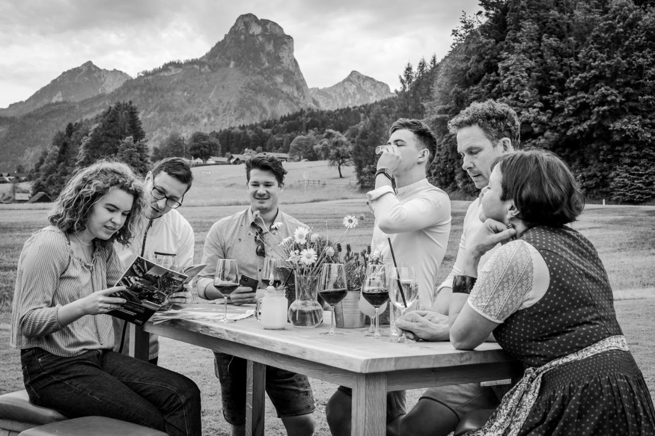 Gasthof Wiesenhof ストローブル エクステリア 写真