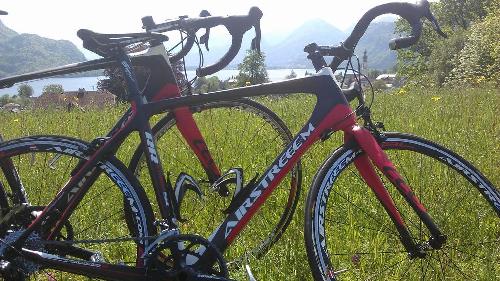 Gasthof Wiesenhof ストローブル エクステリア 写真